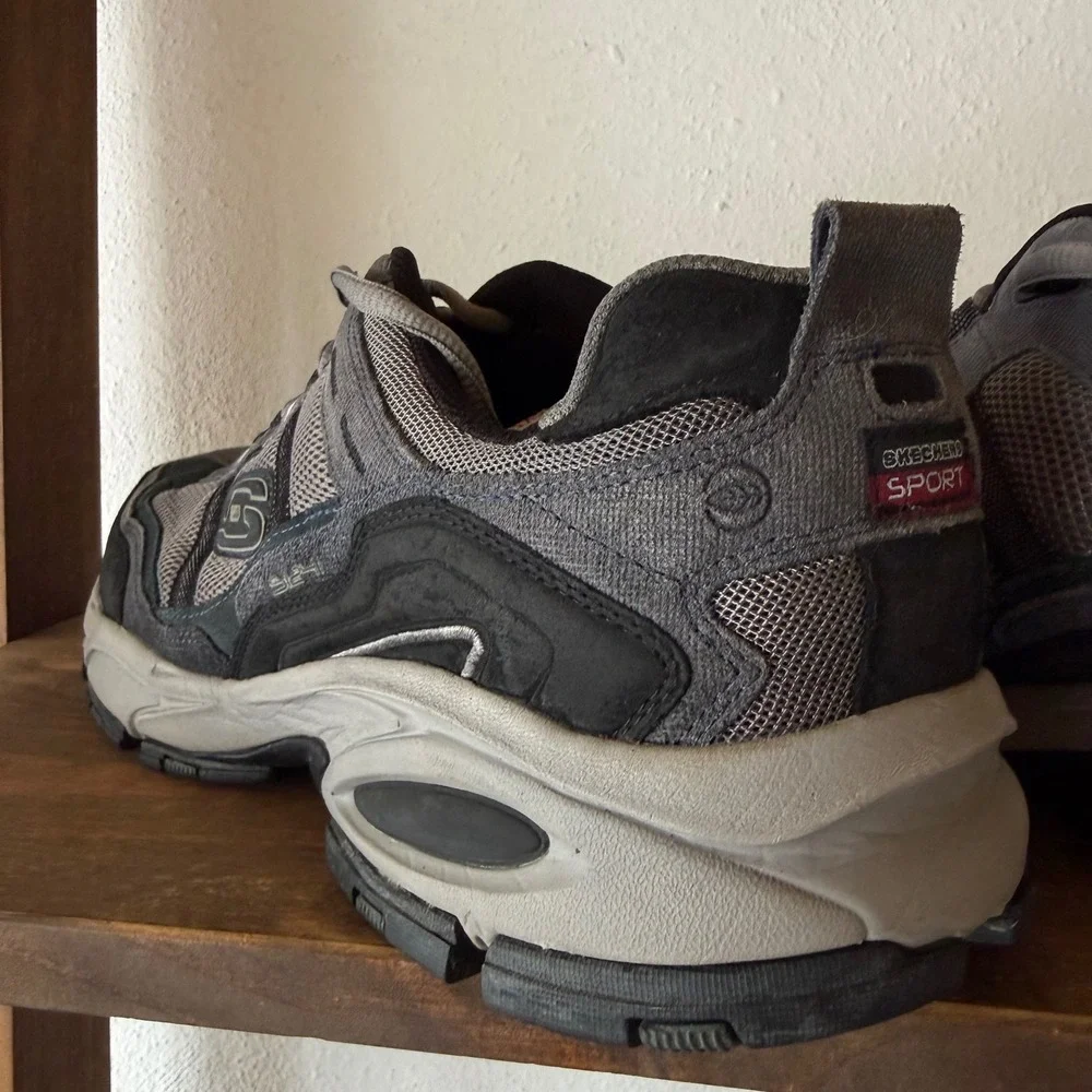 Skechers vigor trait